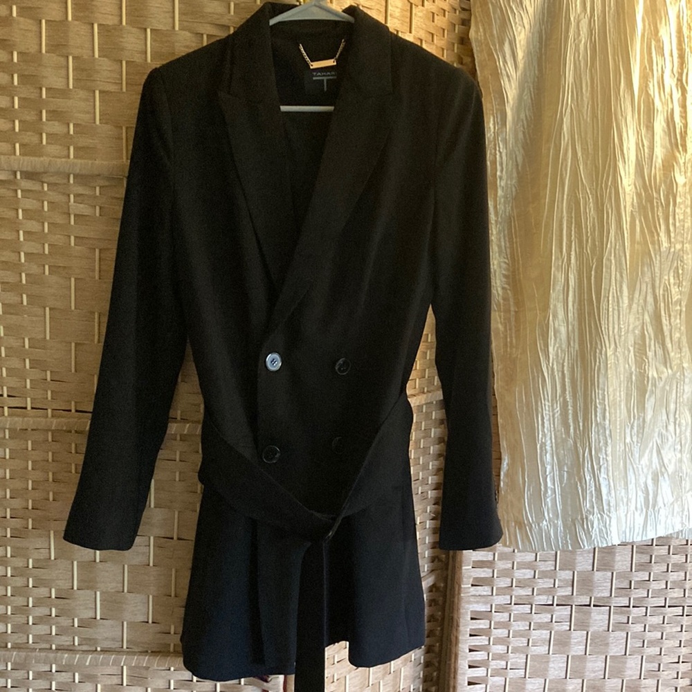 Tahari size 4 black jacket w/ buttons & belt. Never worn in perfect condition.